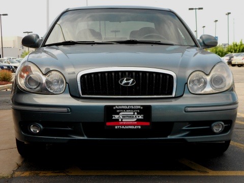 Hyundai Sonata 2004 photo 2