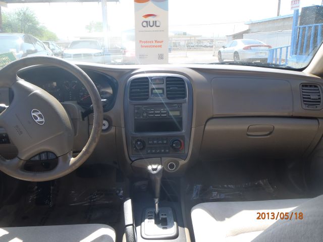 Hyundai Sonata 2004 photo 13