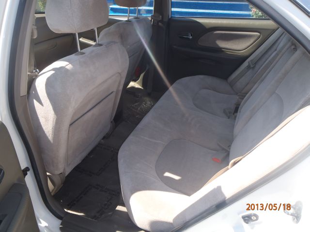 Hyundai Sonata 2004 photo 9
