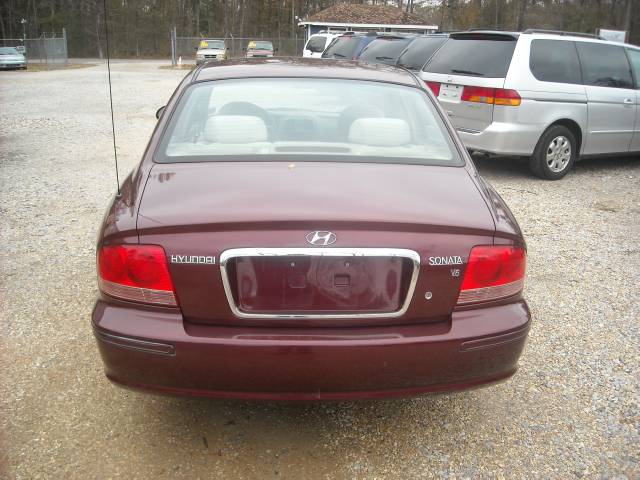 Hyundai Sonata 2004 photo 3
