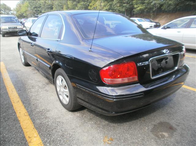 Hyundai Sonata 2004 photo 1