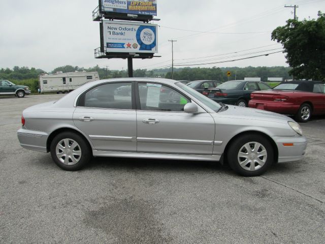 Hyundai Sonata 2004 photo 1