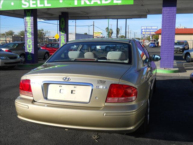Hyundai Sonata 2004 photo 1