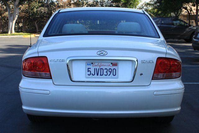 Hyundai Sonata 2004 photo 3