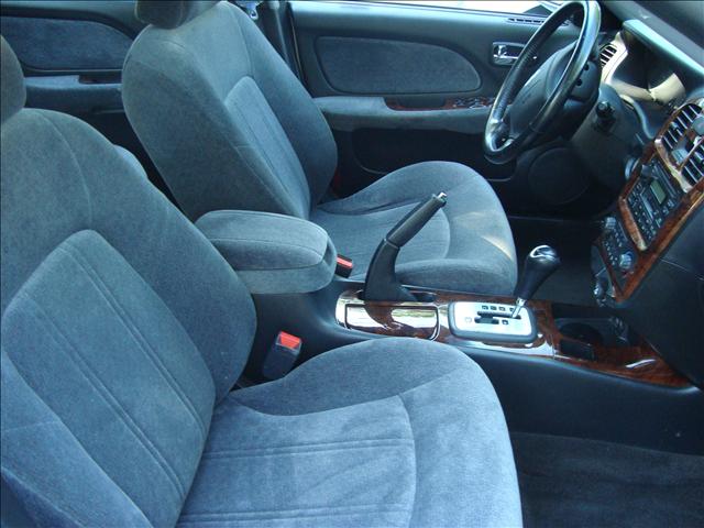 Hyundai Sonata 2004 photo 2