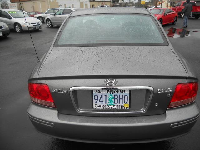 Hyundai Sonata 2004 photo 4