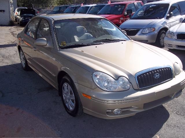 Hyundai Sonata 2004 photo 1
