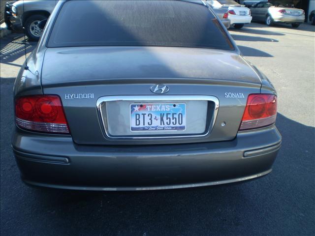 Hyundai Sonata 2004 photo 4