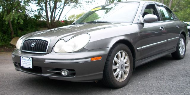 Hyundai Sonata 2004 photo 21
