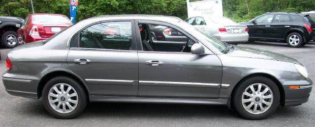 Hyundai Sonata 2004 photo 4