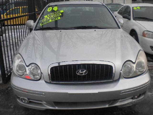Hyundai Sonata 2004 photo 1