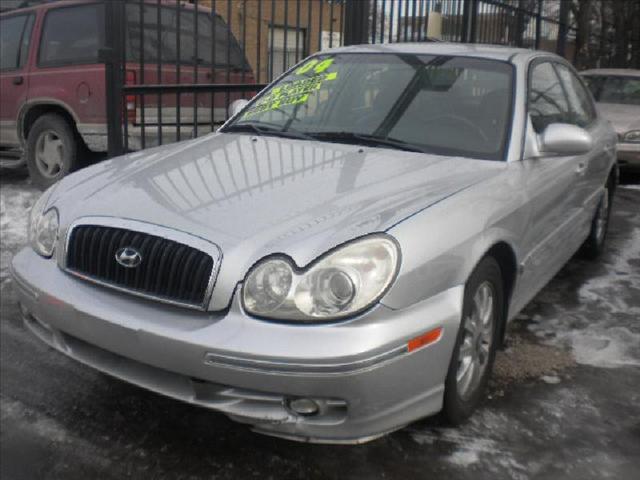 Hyundai Sonata 2004 photo 2