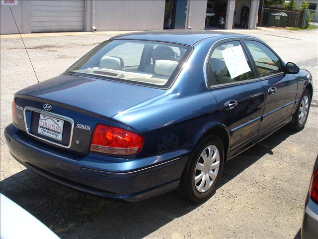 Hyundai Sonata 2004 photo 3