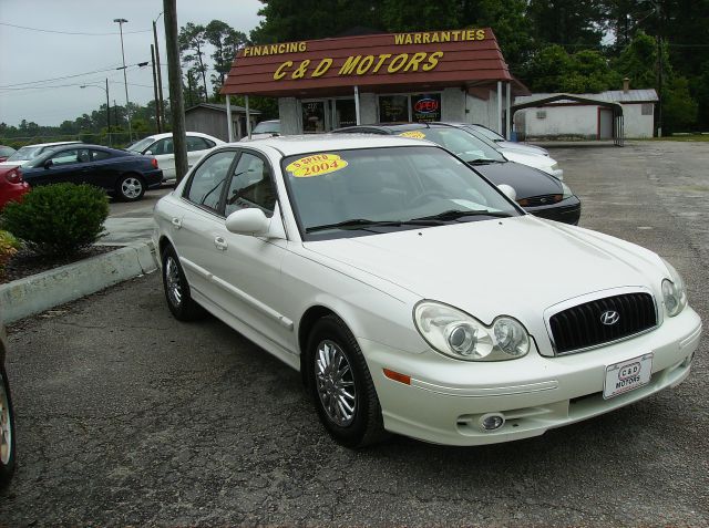 Hyundai Sonata 2004 photo 5