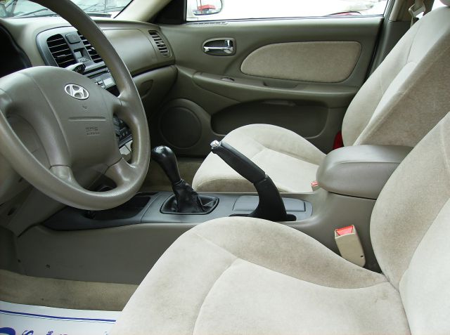 Hyundai Sonata 2004 photo 6