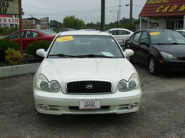Hyundai Sonata 2004 photo 8