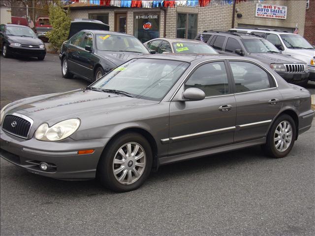Hyundai Sonata 2004 photo 1