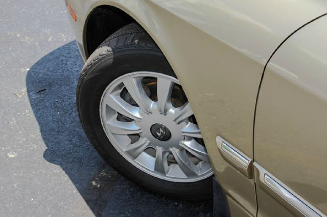 Hyundai Sonata 2004 photo 4