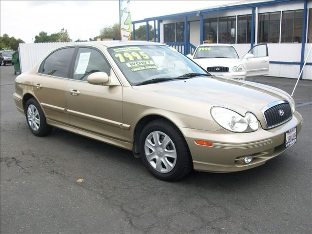 Hyundai Sonata 2004 photo 1
