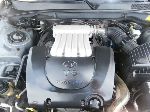 Hyundai Sonata FWD 4dr Sport Sedan