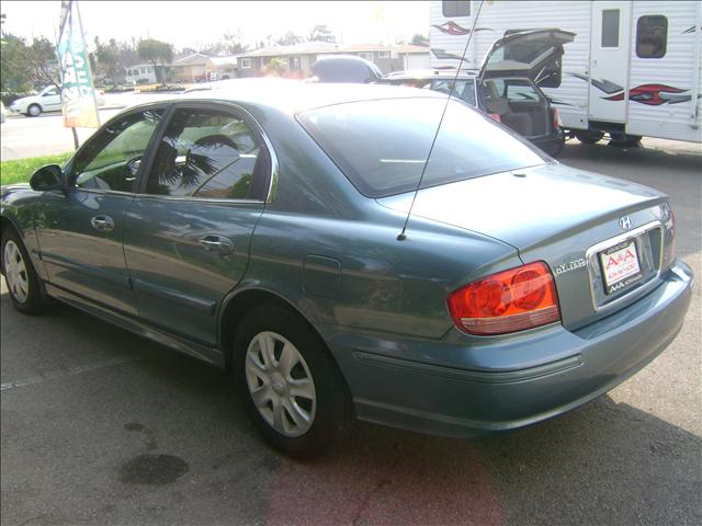 Hyundai Sonata 2004 photo 3