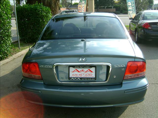 Hyundai Sonata 2004 photo 4