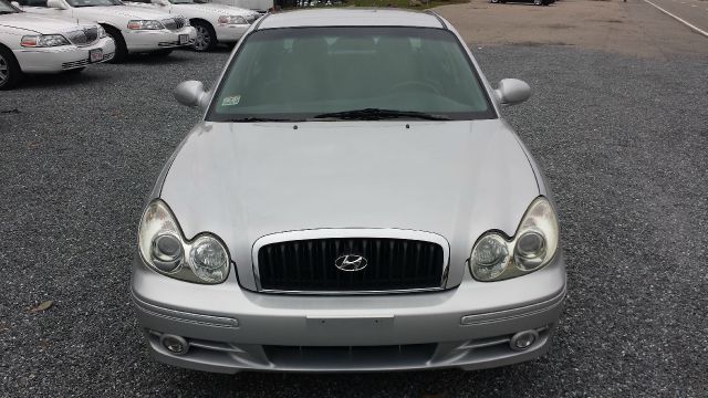 Hyundai Sonata 2005 photo 1
