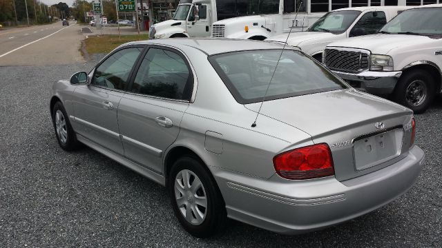 Hyundai Sonata 2005 photo 3