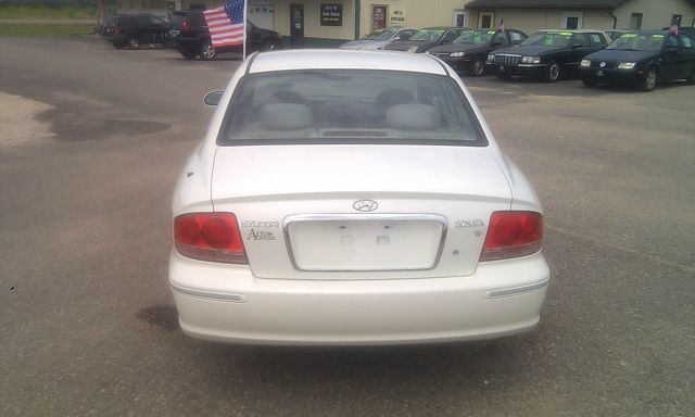 Hyundai Sonata 2005 photo 4