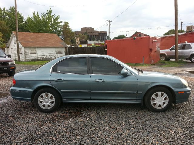 Hyundai Sonata 2005 photo 1