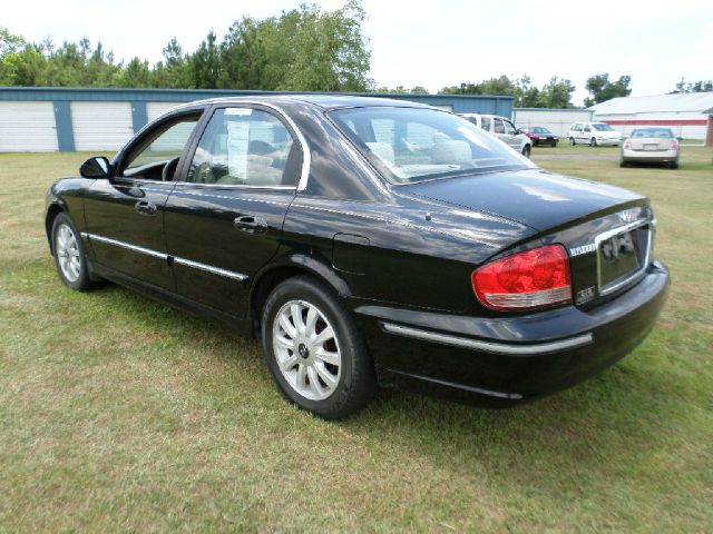 Hyundai Sonata 2005 photo 3