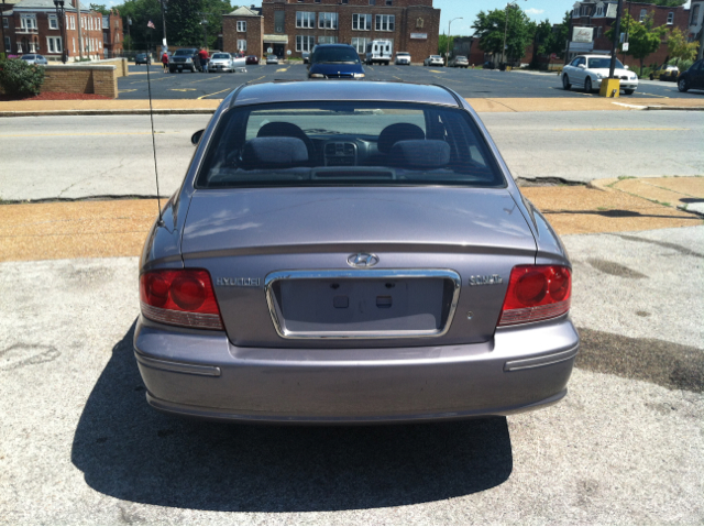 Hyundai Sonata 2005 photo 3