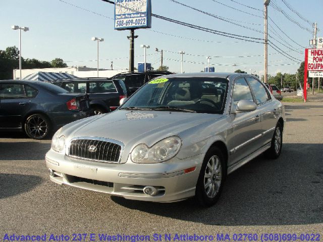 Hyundai Sonata 2005 photo 2