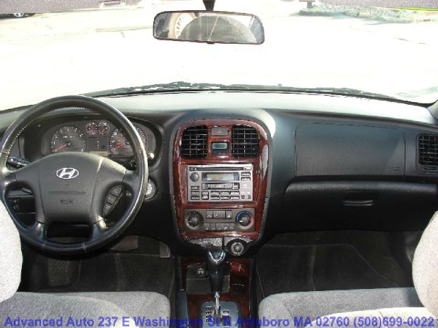 Hyundai Sonata 2005 photo 3