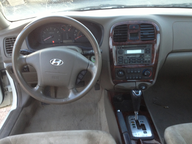Hyundai Sonata 2005 photo 1