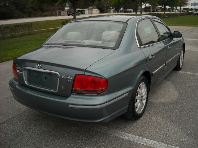 Hyundai Sonata 2005 photo 1
