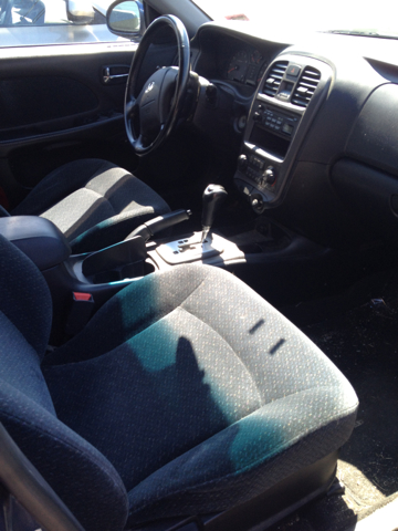 Hyundai Sonata 2005 photo 2