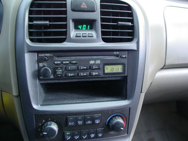 Hyundai Sonata 2005 photo 1