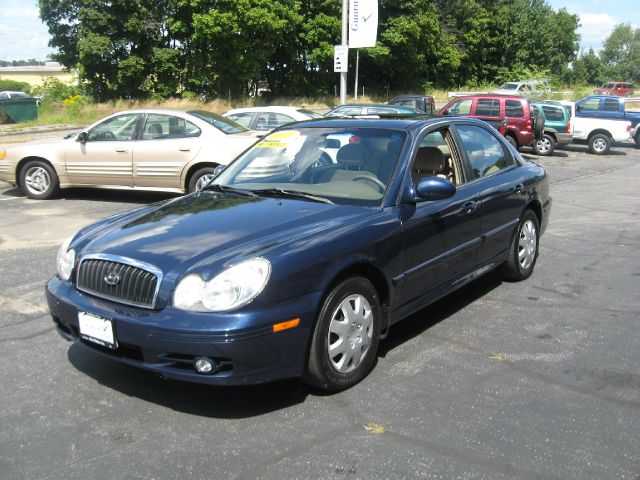 Hyundai Sonata 2005 photo 2