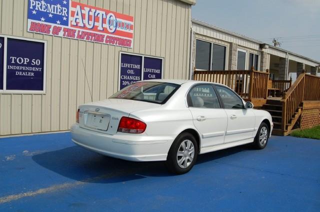 Hyundai Sonata 2005 photo 4