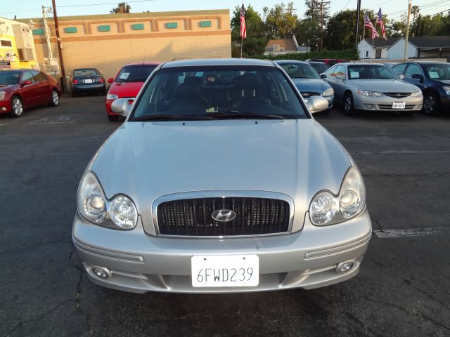 Hyundai Sonata 2005 photo 3
