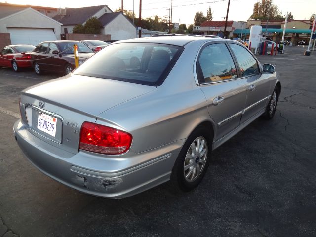 Hyundai Sonata 2005 photo 7