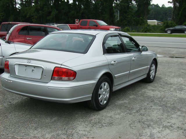 Hyundai Sonata 2005 photo 1