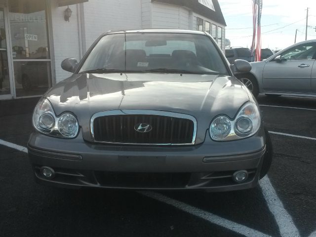 Hyundai Sonata 2006 photo 1