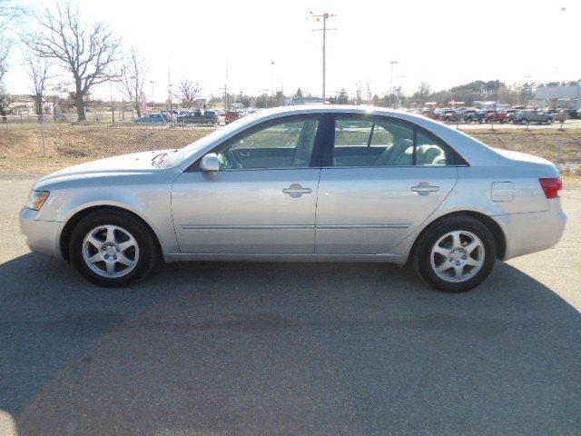 Hyundai Sonata 2006 photo 2