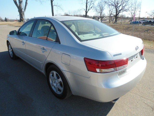 Hyundai Sonata 2006 photo 3