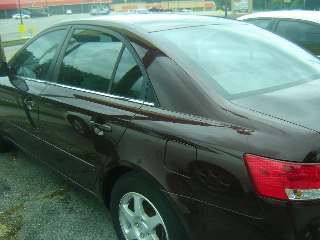 Hyundai Sonata 2006 photo 1