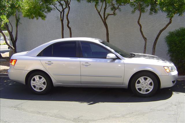 Hyundai Sonata 2006 photo 2