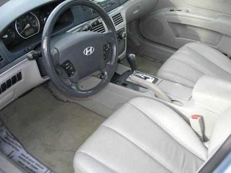 Hyundai Sonata 2006 photo 2