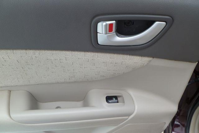 Hyundai Sonata 2006 photo 31